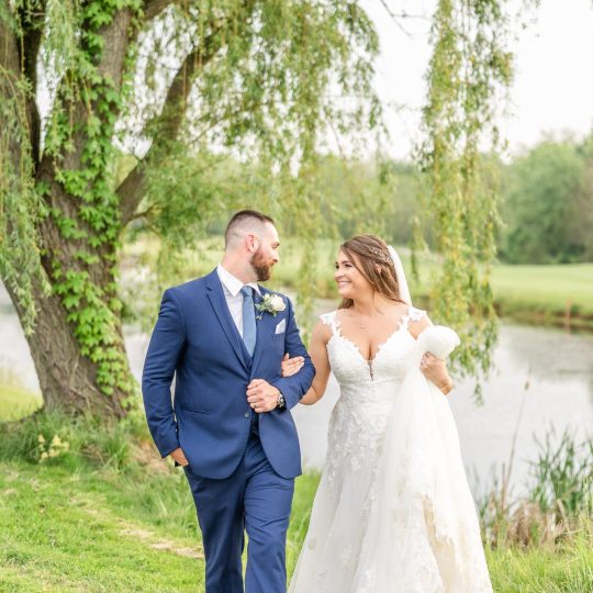 bride and groom under willow bride and groom under willow